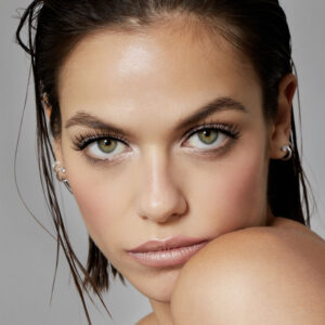 The Light Illuminating Powder