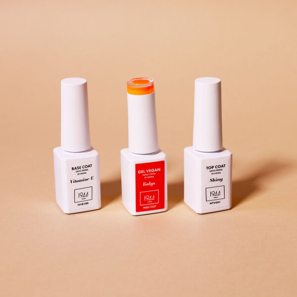 Scatola-prima-estate-unghie-soleggiate_1