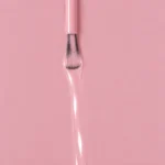Arielle vegan nail varnish in a liquid finish, powder pink shade (ref. 3VN289), 1944 Paris
