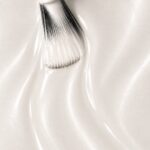 Liquid version of the Iris vegan semi-permanent nail varnish, light nude shade (ref. NGV197), 1944 Paris