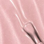 Rendu liquide du gel semi-permanent vegan Melody, teinte rose pâle (réf. NGV227), 1944 Paris