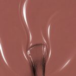 Yuna vegan semi-permanent nail varnish in liquid form, red shade (ref. NGV233), 1944 Paris