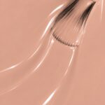 Liquid version of Florine’s vegan semi-permanent nail varnish, nude shade (ref. NGV281), 1944 Paris