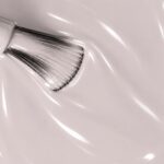Liquid version of Valentina’s vegan semi-permanent nail varnish, pale pink shade (ref. NGV287), 1944 Paris